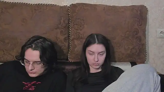 Chatroom XXX en direct de love_lina_muuur