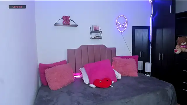 Nina_curves 现场XXX聊天