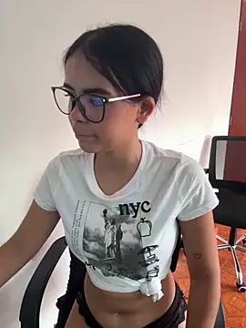 Chat XXX ao vivo de kitty_rousse01