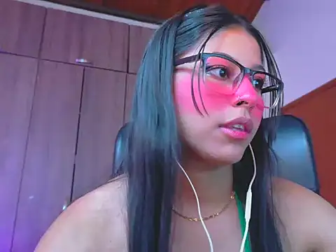 دردشة _ALLYSON18_ الجنسية المباشرة