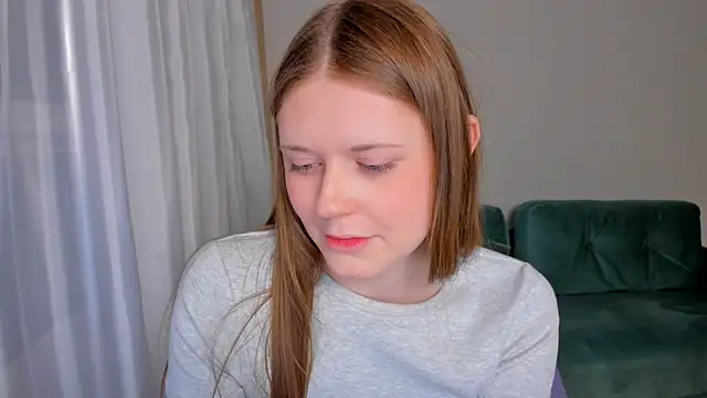 Pokazy przed kamerką – melissssa_bloom