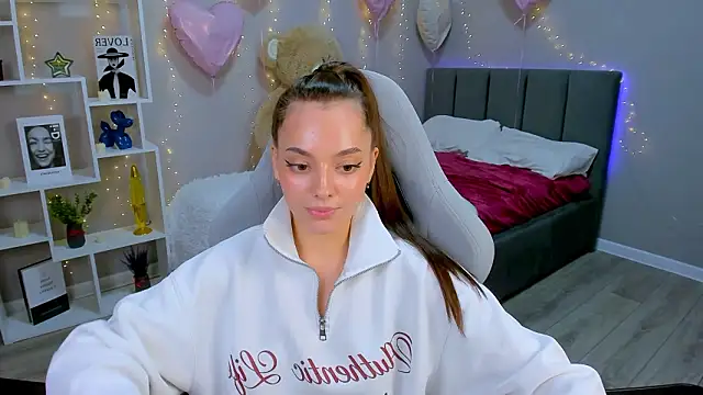 MelanieAlves Live XXX-Chat