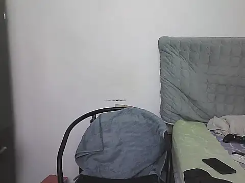 AlphaLatinoBear – webcam-show