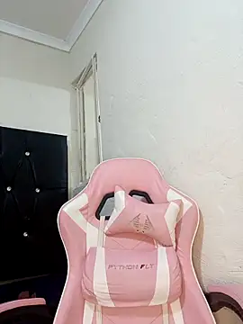 Nia_Adams_Xxx Obrolan Langsung XXX