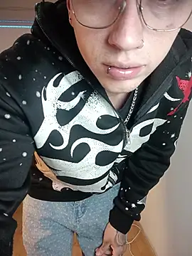 Emmanuel_Lustn Webbikameraesitys