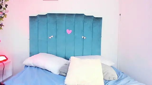 XXX chat uživo modela afroditaevans_