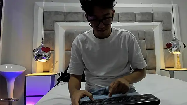 XXX chat uživo modela Austin_Reedss