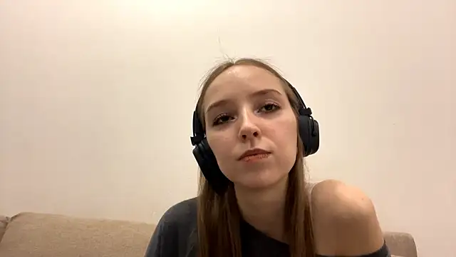 NovaXP: διαδικτυακό σόου στην κάμερα