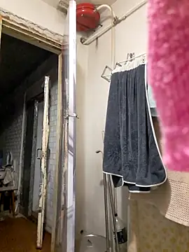 Rozaaaaforyoubigboob's Live XXX Chat