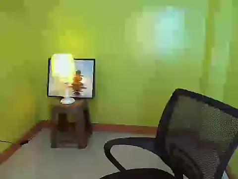 TsCyra_foxxx's Live XXX Chat