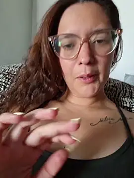 Chat XXX en directo de Harley-77