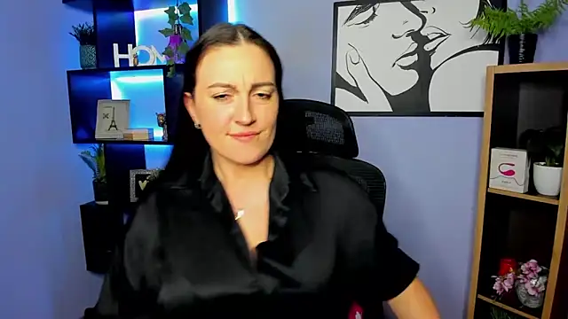 Онлайн чат XXX FUN_AMI