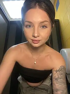 Chatroom XXX en direct de KrisMagnoly