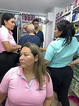 kandalove Adlı Modelin Canlı XXX Sohbeti