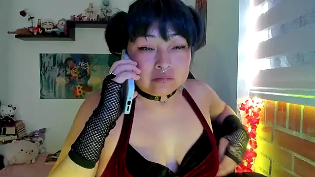 Chat XXX ao vivo de Shaddycute_