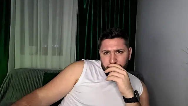 Chat XXX en directo de Gold_Alpha_Boy