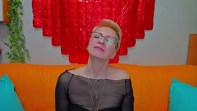 XXX chat uživo modela iamyourdream89