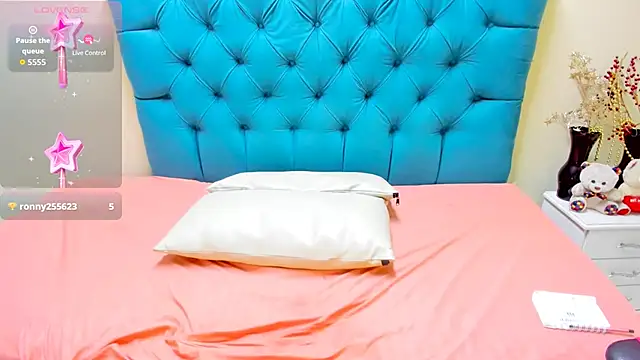 Nayla_Garner 即時 XXX 聊天