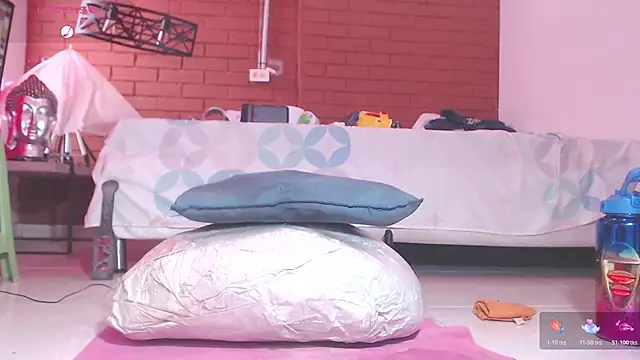 SexyMilfH's Live XXX Chat