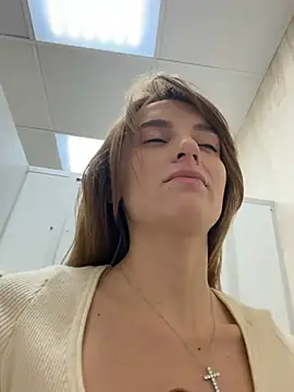 -AngelAri-のライブXXXチャット