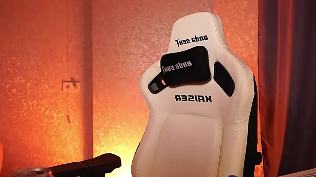 kissandtouch webcam show