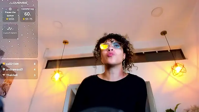 Hanna_Cornee_ live XXX chat