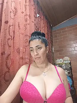 Alexandrina élő XXX-chatje