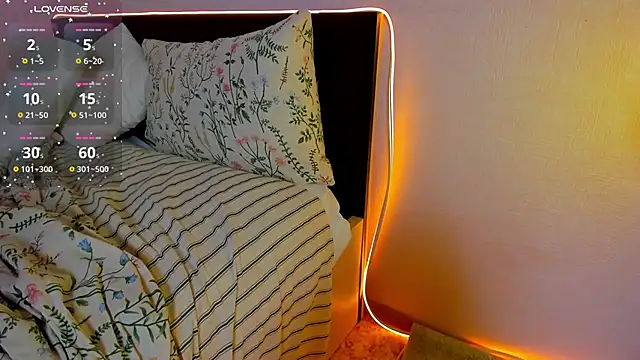 lexxxxxxi 现场XXX聊天