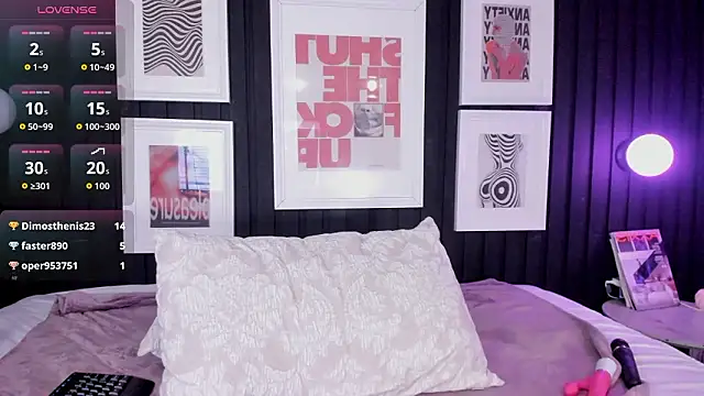 alison_ferrera_'s Live XXX Chat