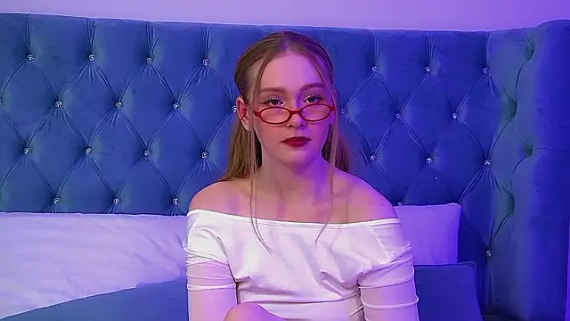 AgataFoxley's Live XXX Chat