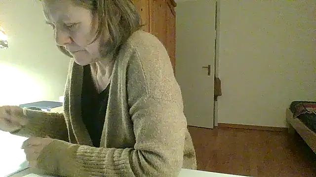 Laura_Sensuale's Webcam Show