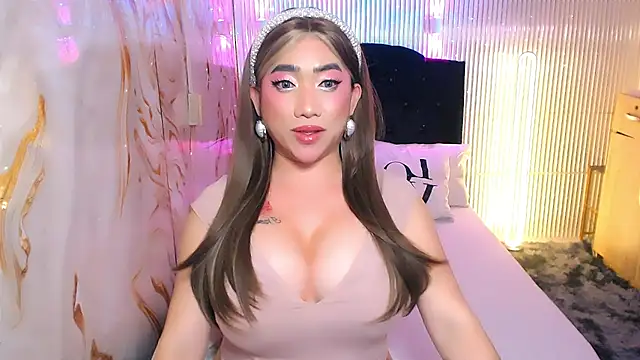 SelfsuckmyBigBanna's Live Sex Cam Show