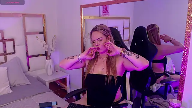 Chat +18 de AvaMiia ao vivo