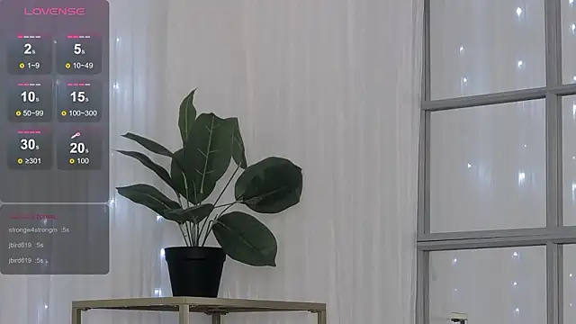 SarahRaynex লাইভ XXX চ্যাট