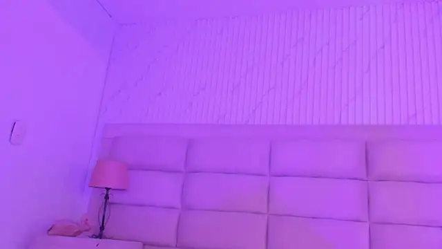 CarolineFyre's Live XXX Chat