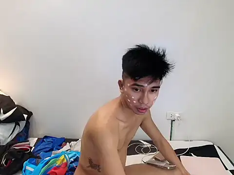 Ur_pinoyhotbrix Adlı Modelin Canlı XXX Sohbeti