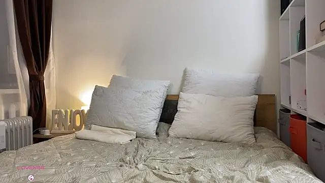 دردشة SunriseGuys الجنسية المباشرة