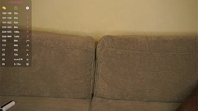 ToyaPletz: онлайн-секс-чат