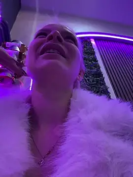 AnastasiaAniess Adlı Modelin Canlı XXX Sohbeti