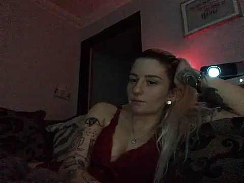 xxamyleighxx: онлайн-секс-чат