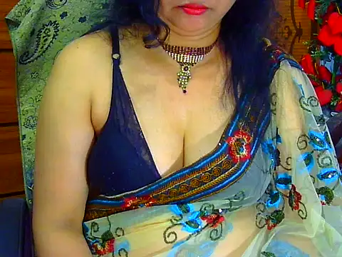 Chat XXX en directo de Horny_Doll24