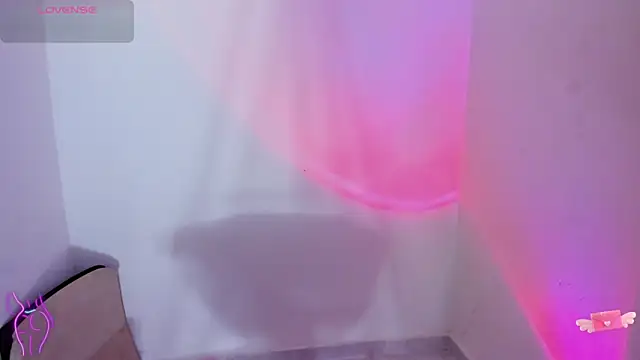 Chat +18 de Viioleett_cum ao vivo