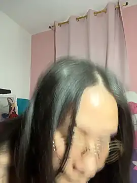 Melody_Spencer26 élő XXX-chatje