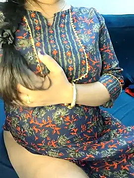 SSiya- webkamerás műsora