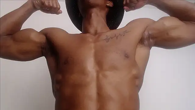 Živý XXX chat drake_brwon_23