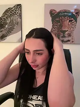 isabella_jade: απευθείας συνομιλία ΧΧΧ