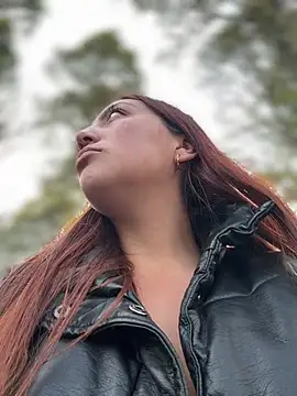 Emily-7_ Chat XXX in diretta