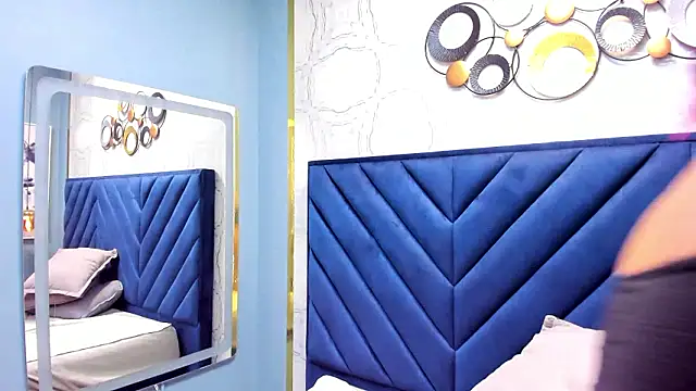 Chat +18 de Sariitaa_ ao vivo