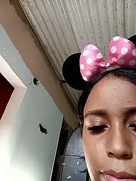 Laura20lopez's Webcam Show