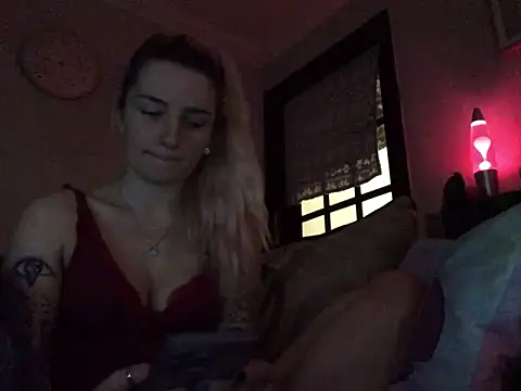 Chat +18 de xxamyleighxx ao vivo